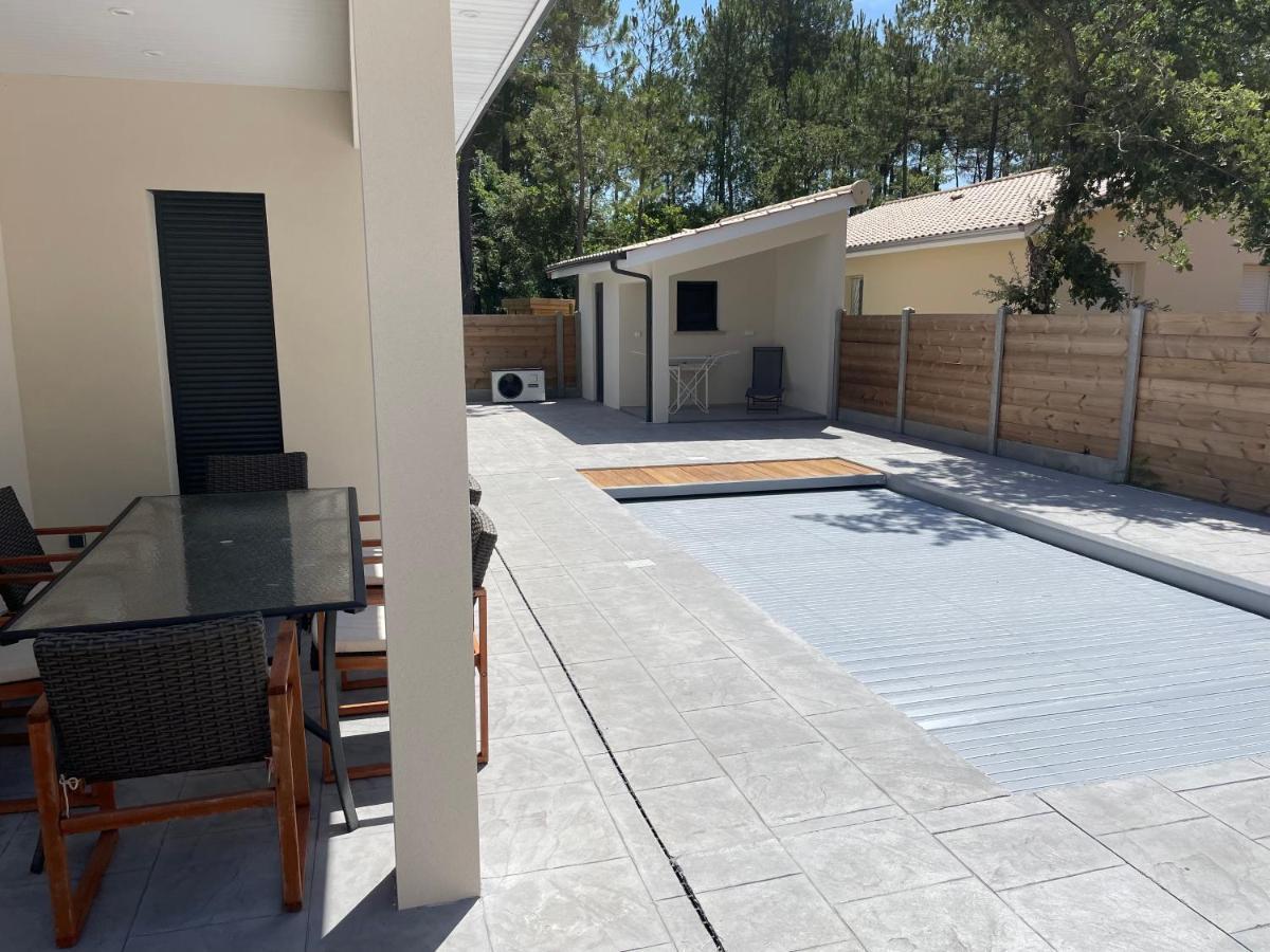 Maison Moderne Avec Piscine Chauffee Lacanau Luaran gambar