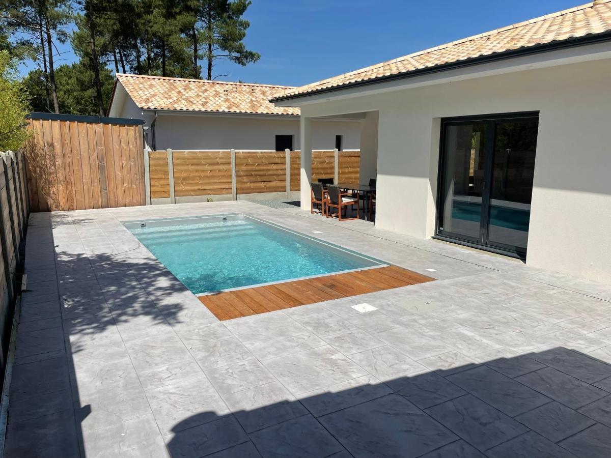 Maison Moderne Avec Piscine Chauffee Lacanau Luaran gambar